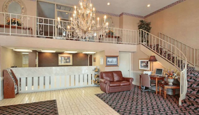 Days Inn by Wyndham West Memphis