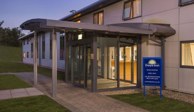 Days Inn by Wyndham Winchester M3