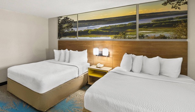 Days Inn by Wyndham Winona