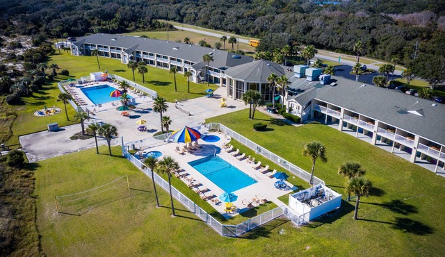 Days Inn & Suites by Wyndham Jekyll Island