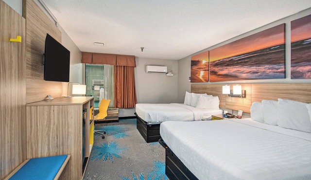 Days Inn & Suites by Wyndham Mt Pleasant