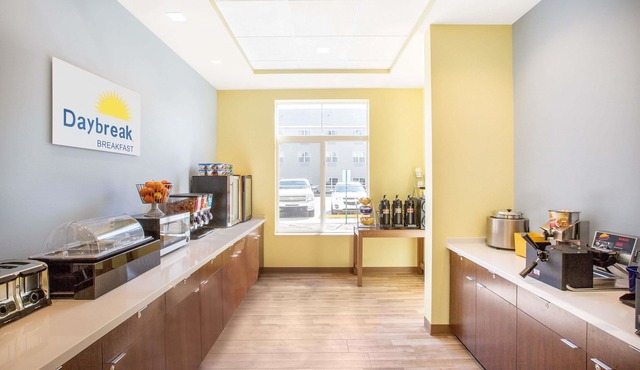 Days Inn & Suites by Wyndham Kearney