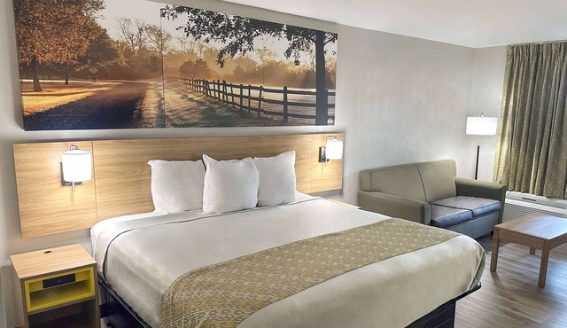 Days Inn & Suites by Wyndham Opelousas