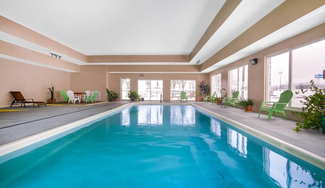 Days Inn & Suites by Wyndham Cuba