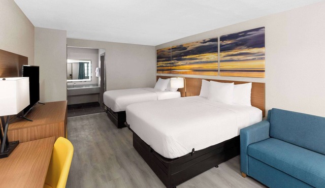 Days Inn & Suites by Wyndham Vicksburg