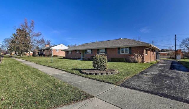 Dayton Home w/Patio & Fire Pit ~ 6 Mi Dtwn!