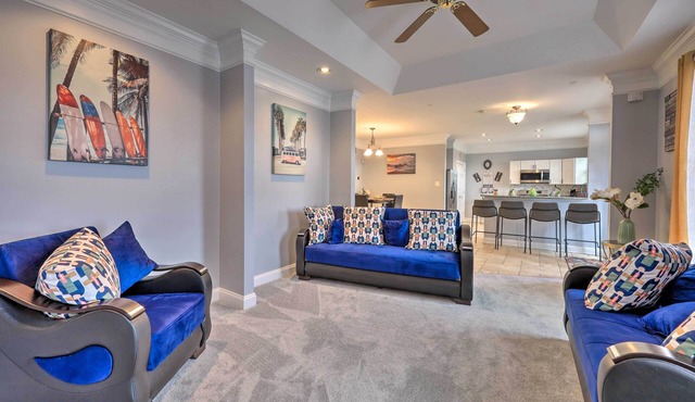 Dayton House w/Private Hot Tub, Patio, Grill