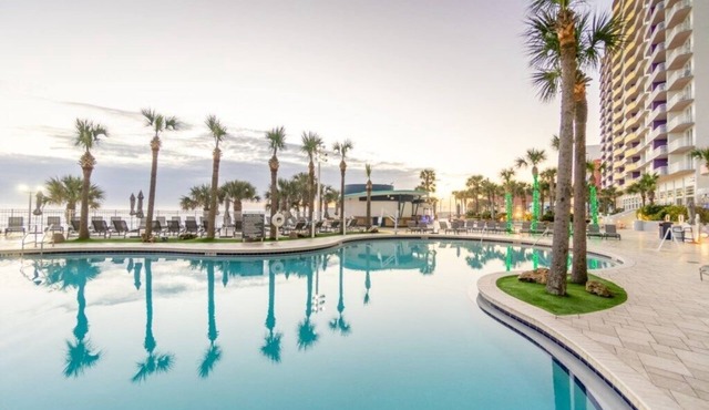 Daytona Beach | Beach & Pool Access | Coastal Relaxation Stay