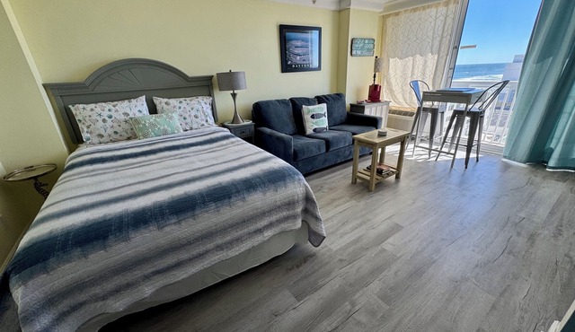 Daytona Beach Ocean View 9th fl Pool Open