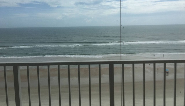 Daytona Beach/Ponce Inlet condo 3/2 on the beach