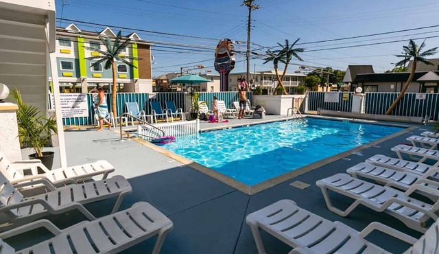 Daytona Inn and Suites - Two Bedroom Apartment