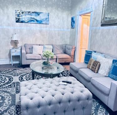 Dazzling Downtown Delight