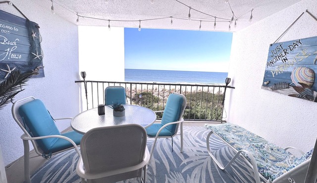 Dazzling Views Perfect Location Ocean Front with Pool Fabulous Balcony Sleeps 6