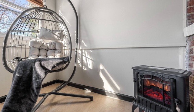 DC Group Stay Family Friendly Retreat near Capitol Hill