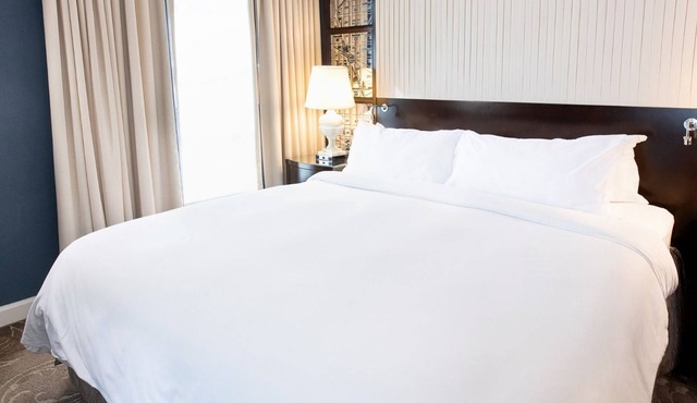 DC King Room – Luxe Comfort & Prime Location