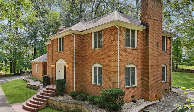 DC Luxury Family Retreat in Forest—Spacious Full of Fun w/Zipline Waterfall