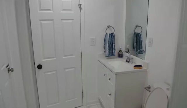 DC Luxury Stay - 3BR + Theater - National Harbor