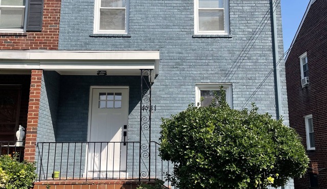DC Retreat w/Pvt Parking – Near Metro & Sights!