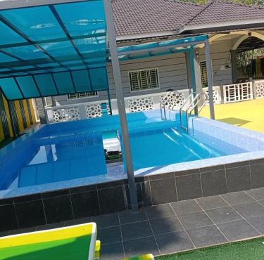 DChemara Mizi Homestay Swimming Pool