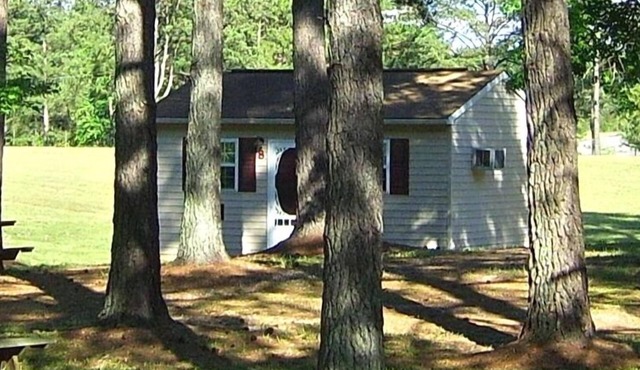 De Lake Gaston Lodges - Affordable Lake Rental Fully Furnished