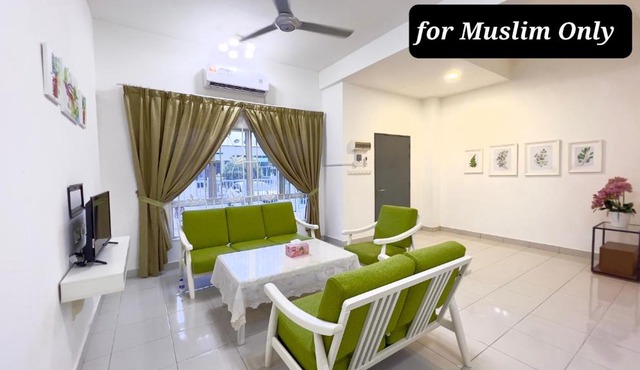 De Qasturee KLIA@Kota Warisan homestay nearest to airport