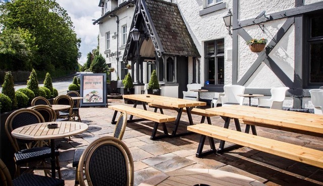 De Trafford Arms by Chef & Brewer Collection