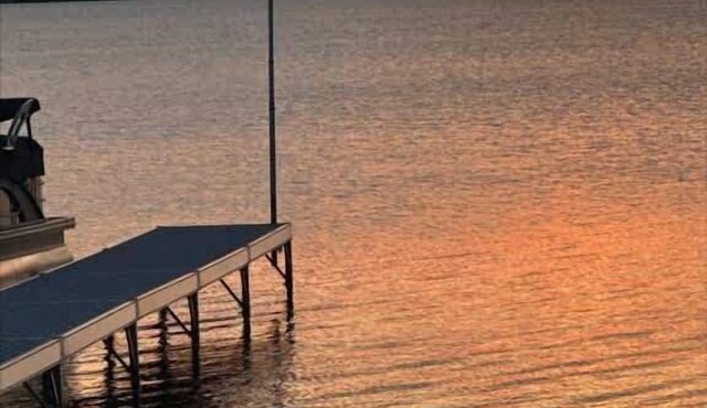 Dead Lake Retreat, Richville, MN
