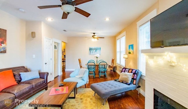 Dead Poets Society- U of Tampa Flat in N Hyde Park