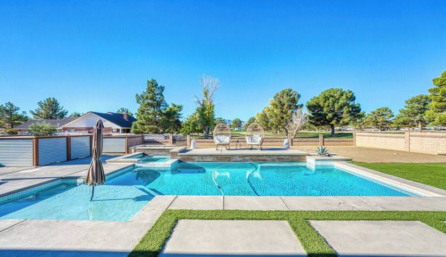 Death Valley Vacation Pool + SpanPahrump/Death Valley/Redrock/Las Vegas
