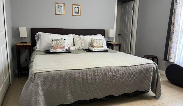 Debbie's Primary Suite