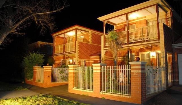 DeBeers Townhouses Bendigo