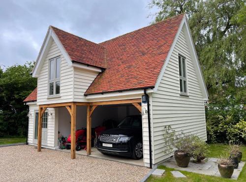 Debussys Guest House