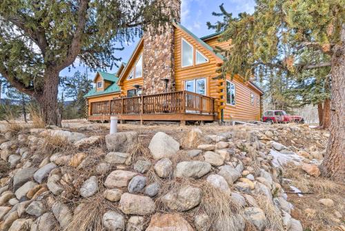 Deck and Dry Sauna! Fairplay High Creek Hideaway