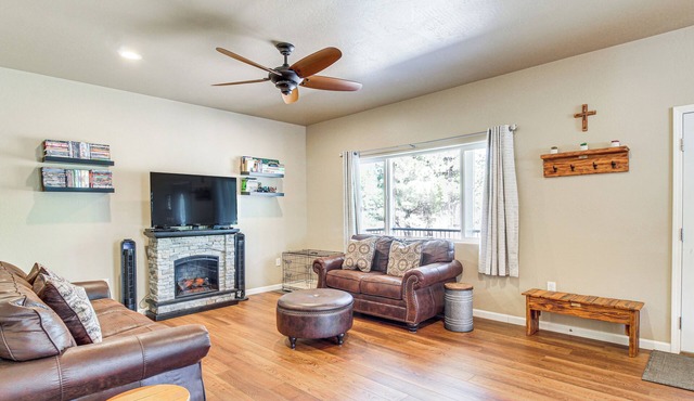 Deck & ATV Trail Access: Quiet Cabin in Show Low