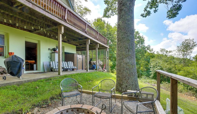 Deck, Fire Pit, Games: Family Escape Near Boone