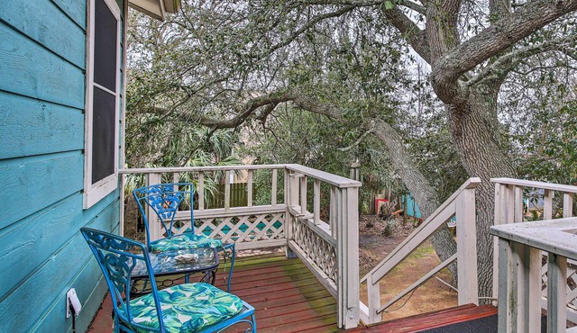 Deck + Grill: San Leon Getaway Near Beach!