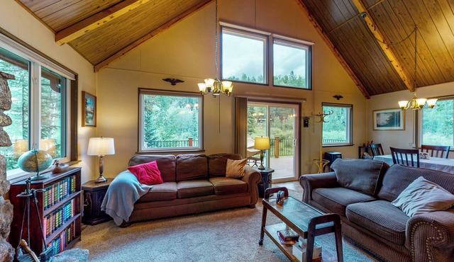 Deck & Mtn Views! Family A-Frame Cabin in Bailey