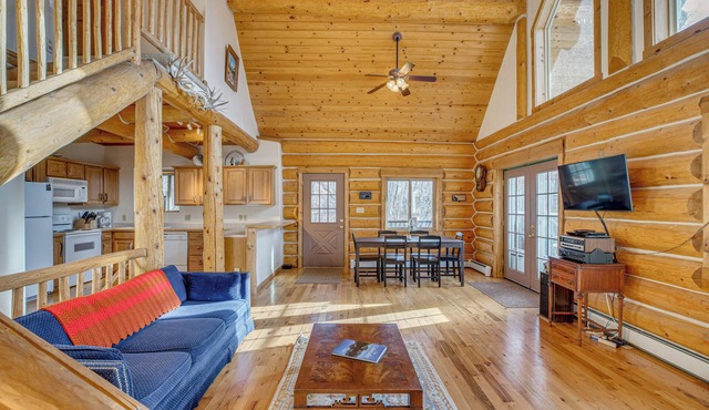 Deck & Pond Views! 2-Acre, Woodsy Rocky Mtn Haven