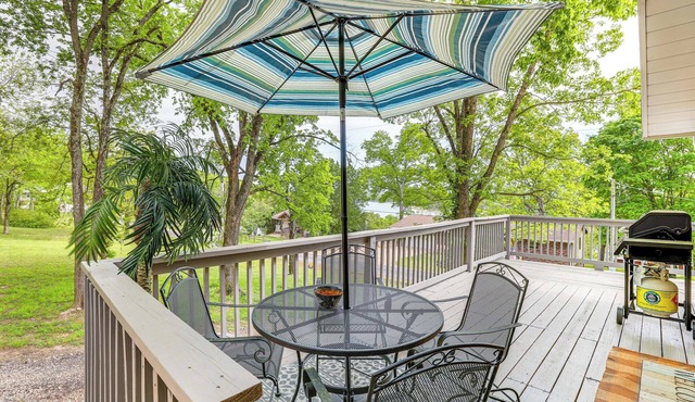 Deck & Table Rock Lake View: Shell Knob Escape!