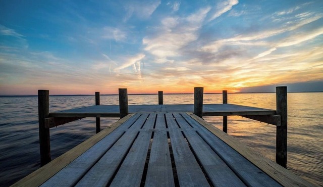 Decked Out is the family's ultimate getaway, a fisherman's dream or a family retreat!