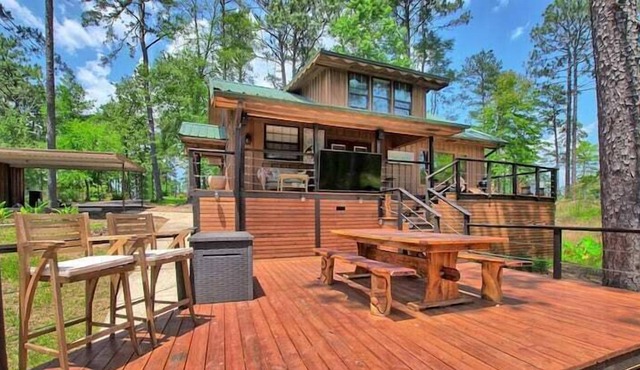 Decked Out Toledo Bend