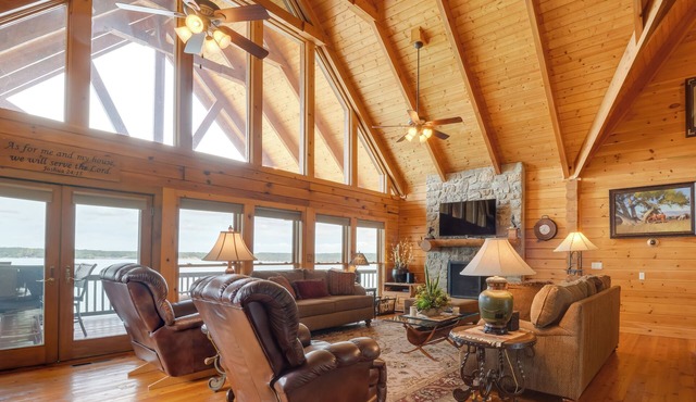 Decks & Epic Views: Lakefront Langley Retreat!