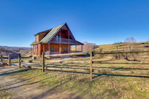 Decks, Panoramic Views! Mtn Retreat in Sparta