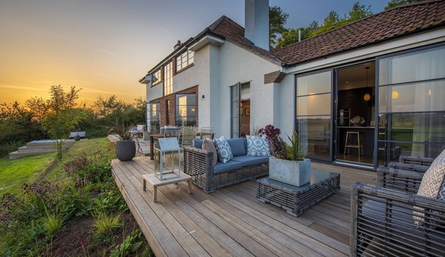 Decoy Farm House - a house that sleeps 6 guests in 3 bedrooms