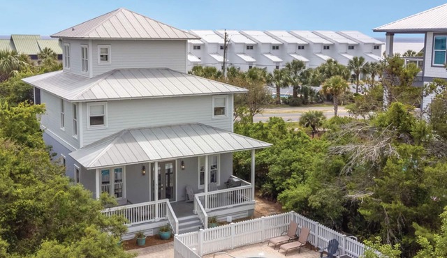 Deeded Beach Access - Private Pool, Gulf Views, Bikes!