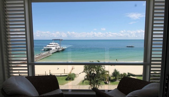 Deep Blue 11 Apartment Moreton island