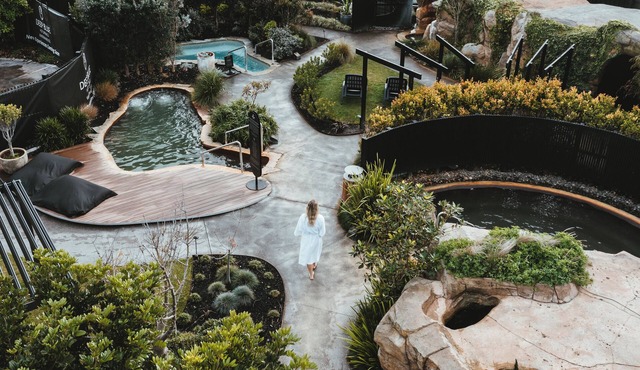 Deep Blue Hotel & Hot Springs