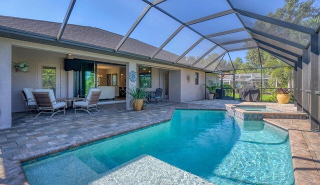 Deep Creek 3 Bedroom Private Pool and Spa Home