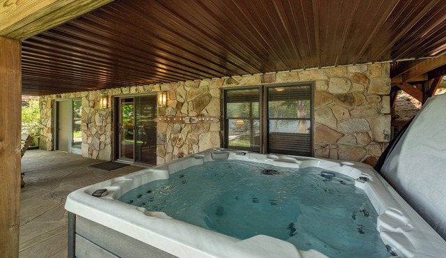 Deep Creek Gem w/Dock, Fire Pit, Views & Hot Tub