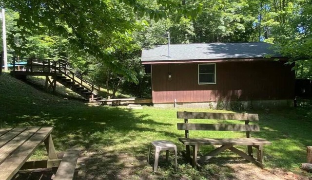 Deep Woods Cabins Relaxing 2 bedroom cabin # 6
